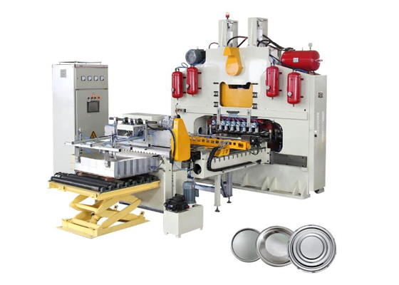 BB贝博APP体育官网下载:化工罐